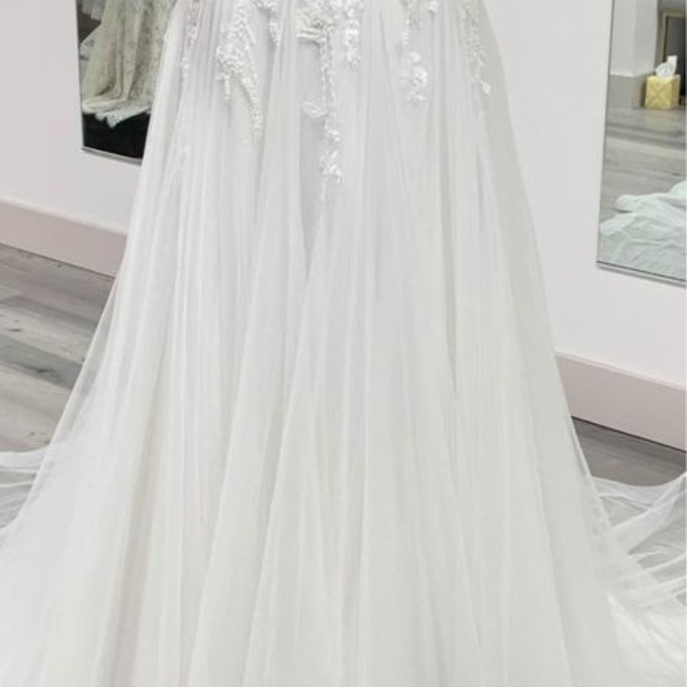 Strapless Wedding Gown - Picture 2 of 4